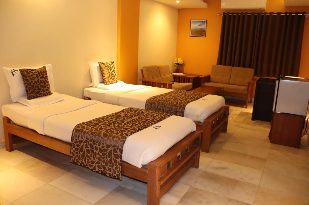 Hotel Madhuvan Serai Manipal Extérieur photo