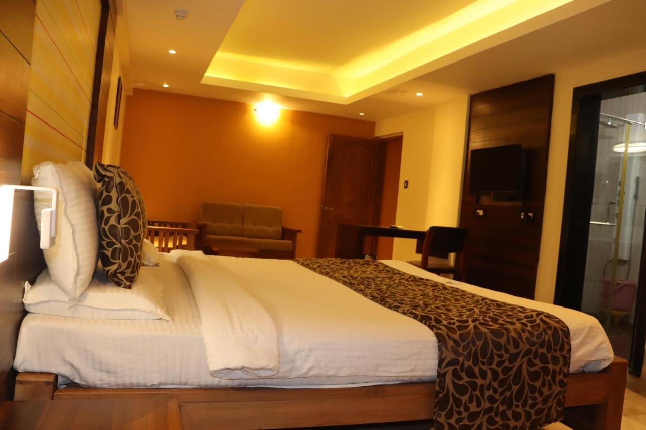Hotel Madhuvan Serai Manipal Extérieur photo