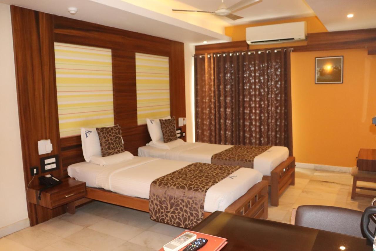 Hotel Madhuvan Serai Manipal Extérieur photo