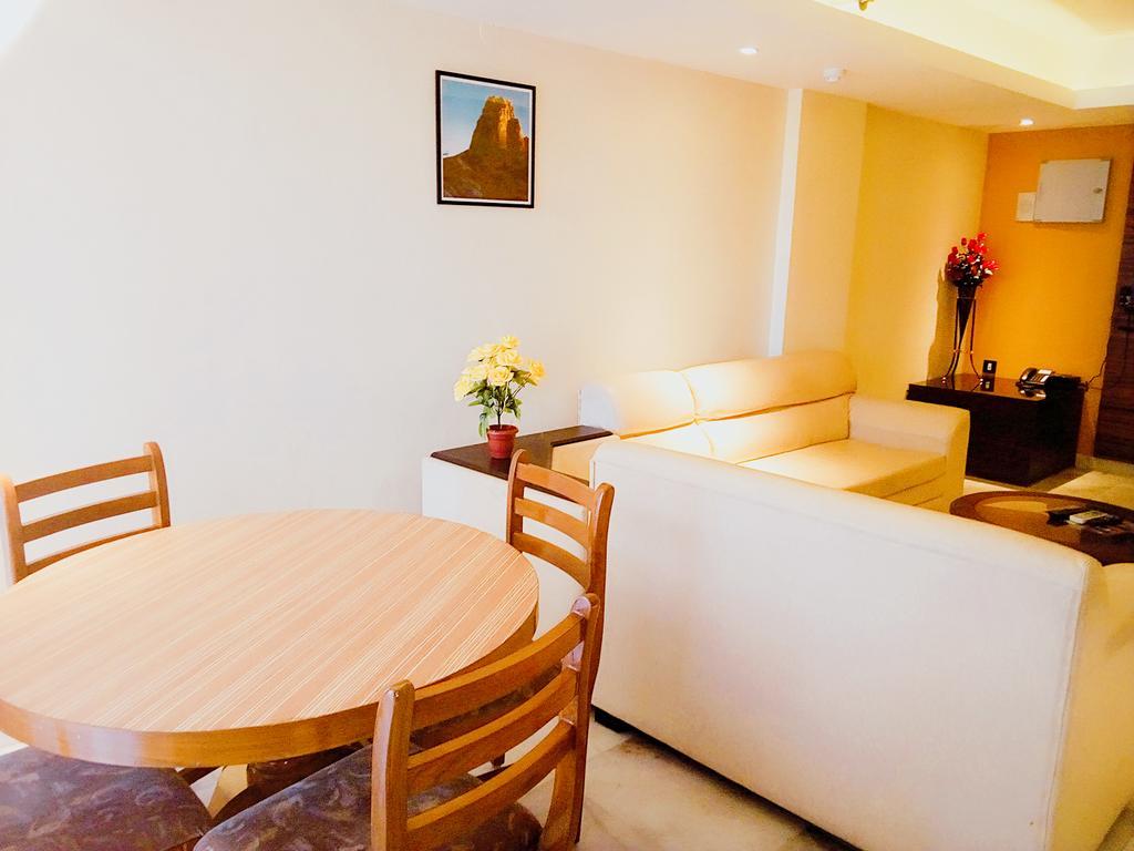 Hotel Madhuvan Serai Manipal Extérieur photo