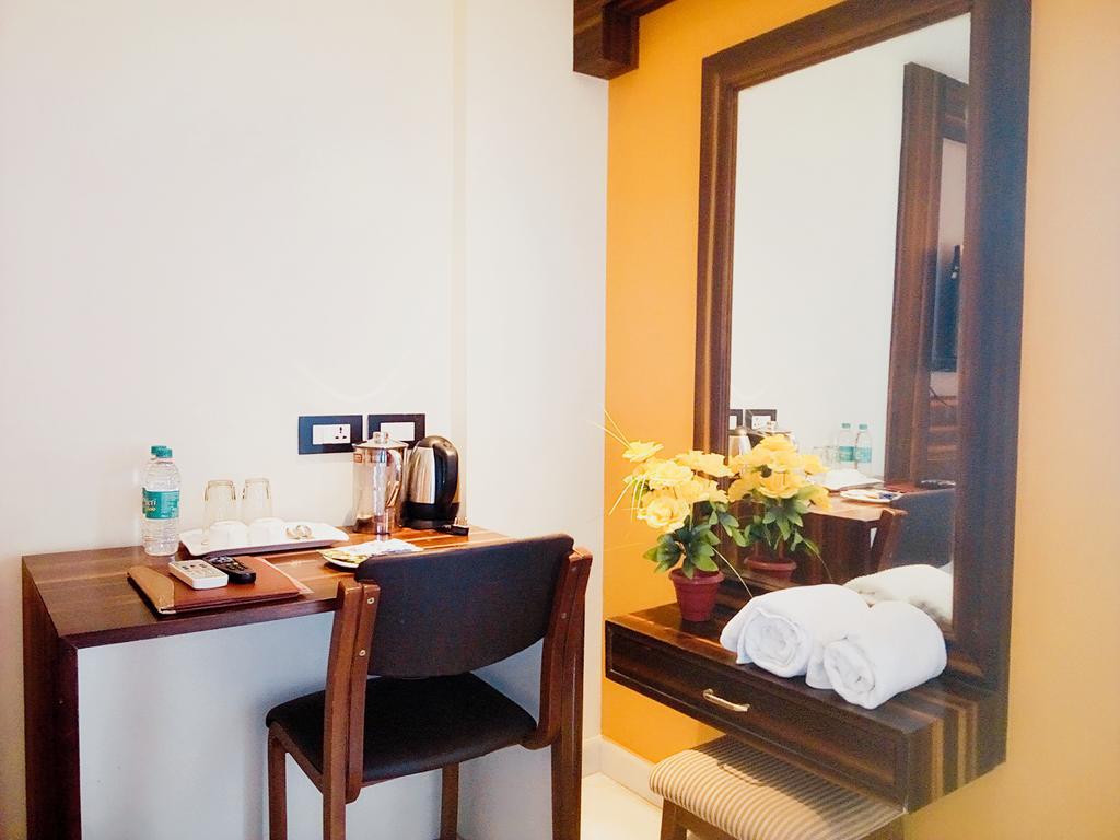 Hotel Madhuvan Serai Manipal Extérieur photo