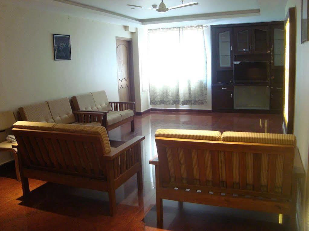 Hotel Madhuvan Serai Manipal Extérieur photo