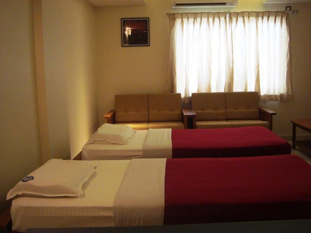 Hotel Madhuvan Serai Manipal Extérieur photo