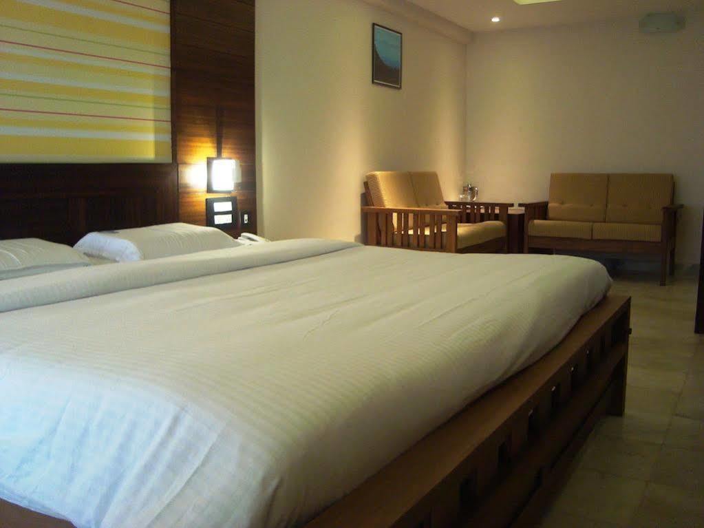 Hotel Madhuvan Serai Manipal Extérieur photo