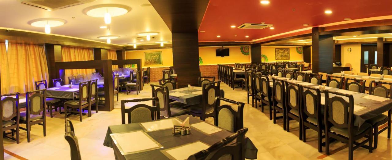 Hotel Madhuvan Serai Manipal Extérieur photo